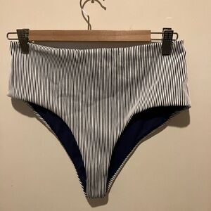 NWT Eberjay navy and white swimsuit bottom - SZ L